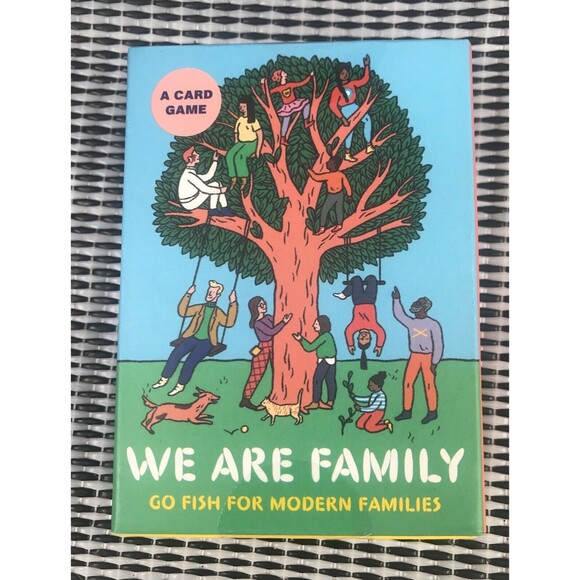 We Are Family: A Go Fish Game for Modern Families by Laurence King Publishing - Picture 1 of 3